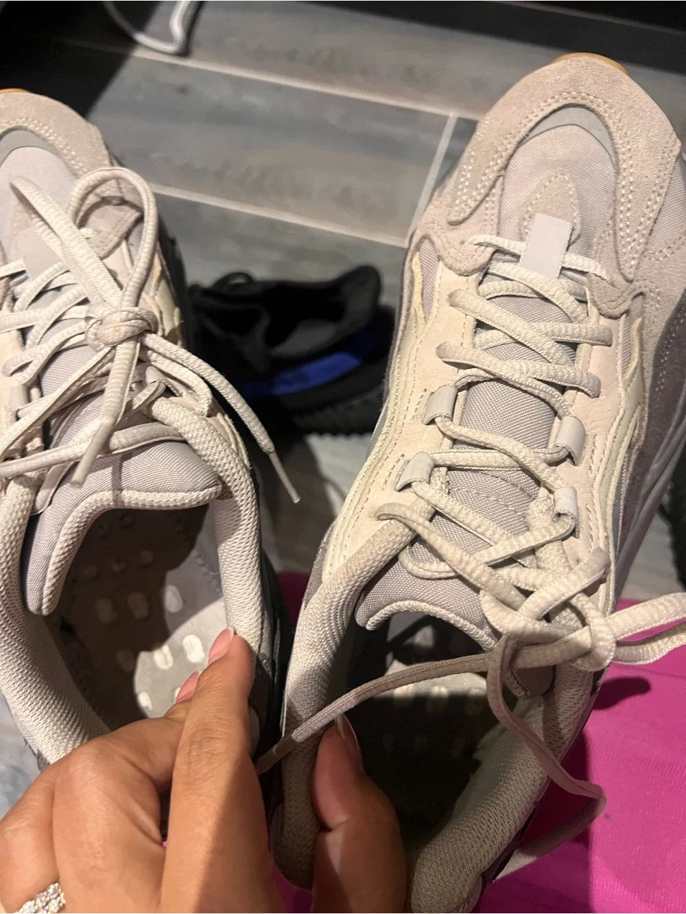 Yeezy stylish sneakers
